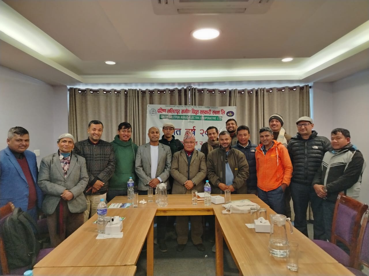 ग्रामीण विद्युत सहकारीले रजत जयन्तीमा स्मारिका तयारी गर्दै पत्रकारसँग संवाद