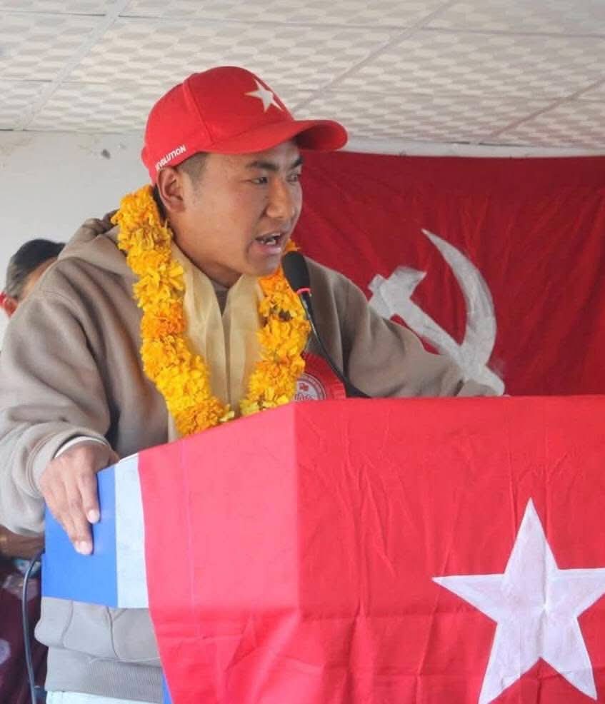 भोजपुरमा नयाँ पुस्ताको उदय: अनुभवी नेताहरूसँगै २५ वर्षीय सन्तोष राईको चर्चा